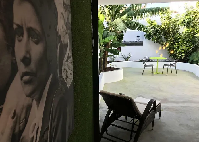 Luzz Me - Casa De Angra Angra do Heroísmo