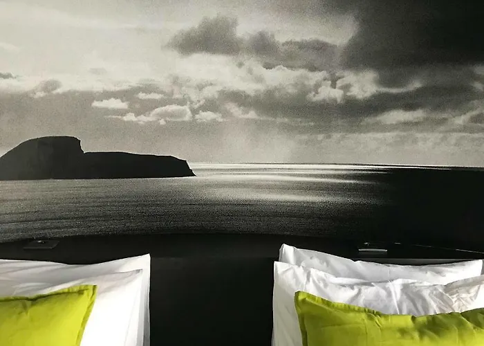 Luzz Me - Casa De Angra