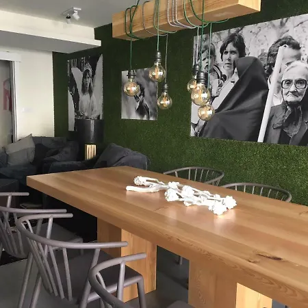 Luzz Me - Casa De Angra