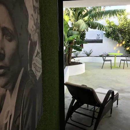 Luzz Me - Casa De Angra Angra do Heroísmo